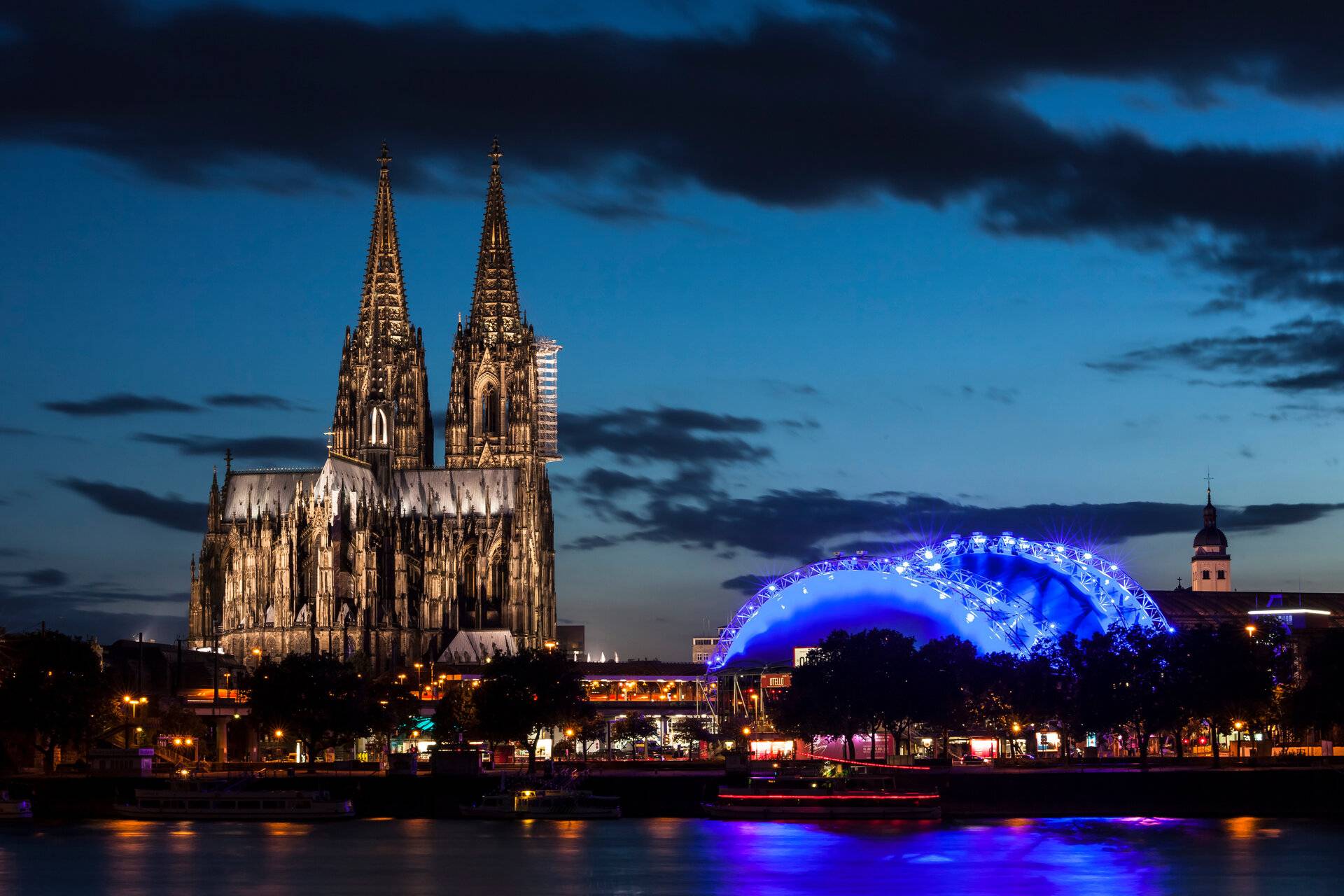 Kölner Dom bei Nacht