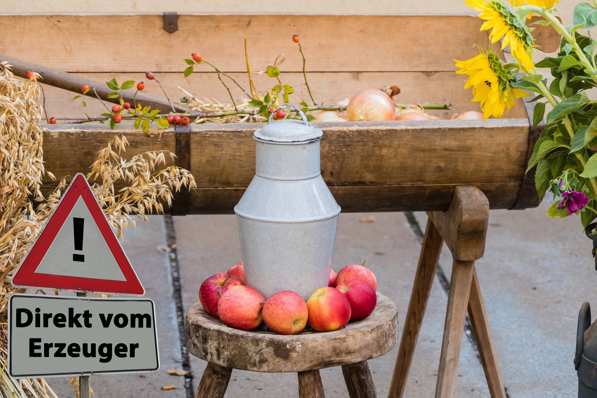 Bauernmarkt mit frischen Produkten | IPA Bier